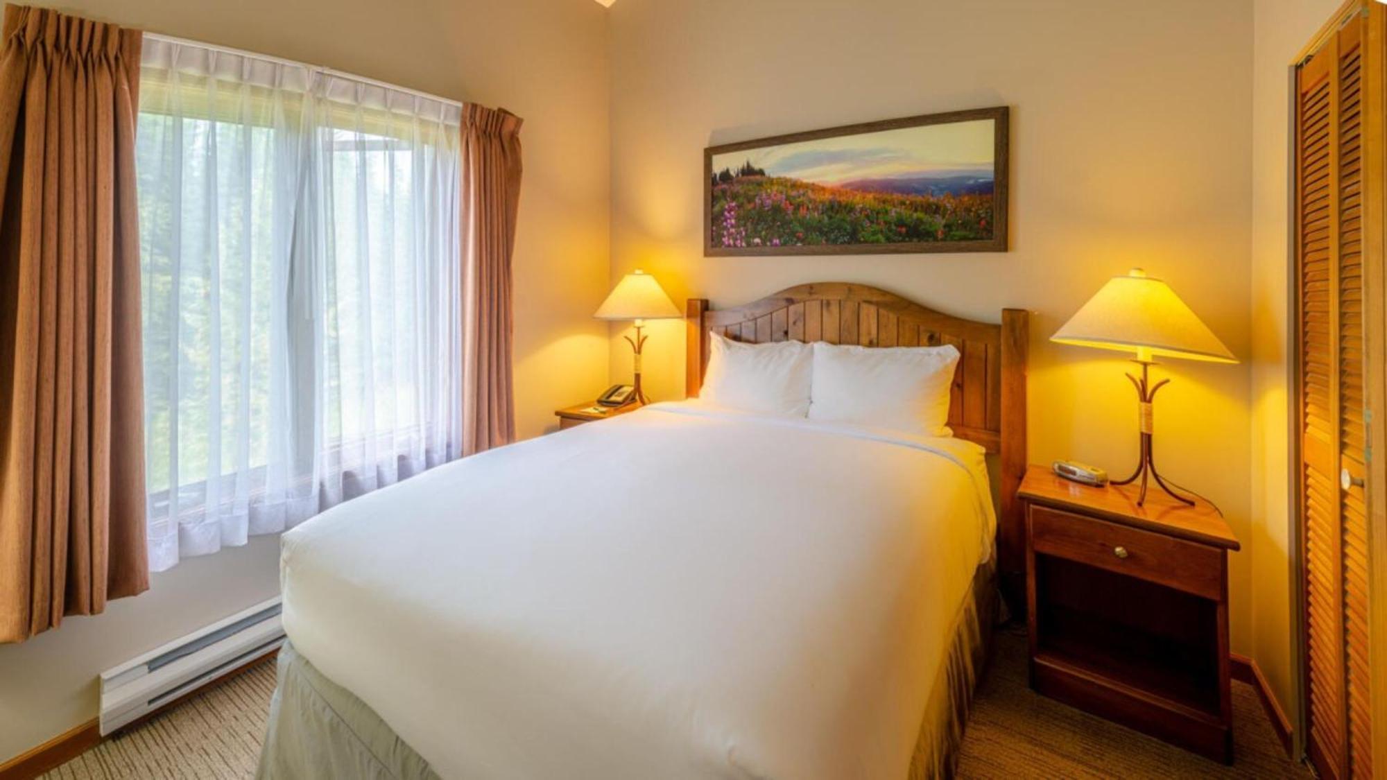 Cahilty Lodge Sun Peaks Chambre photo