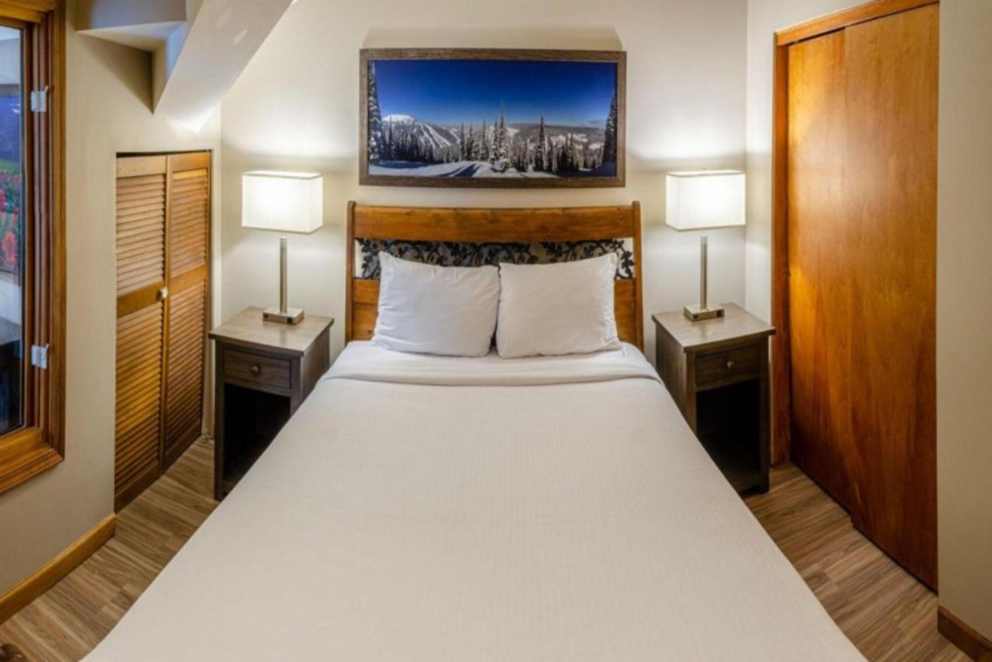 Cahilty Lodge Sun Peaks Extérieur photo