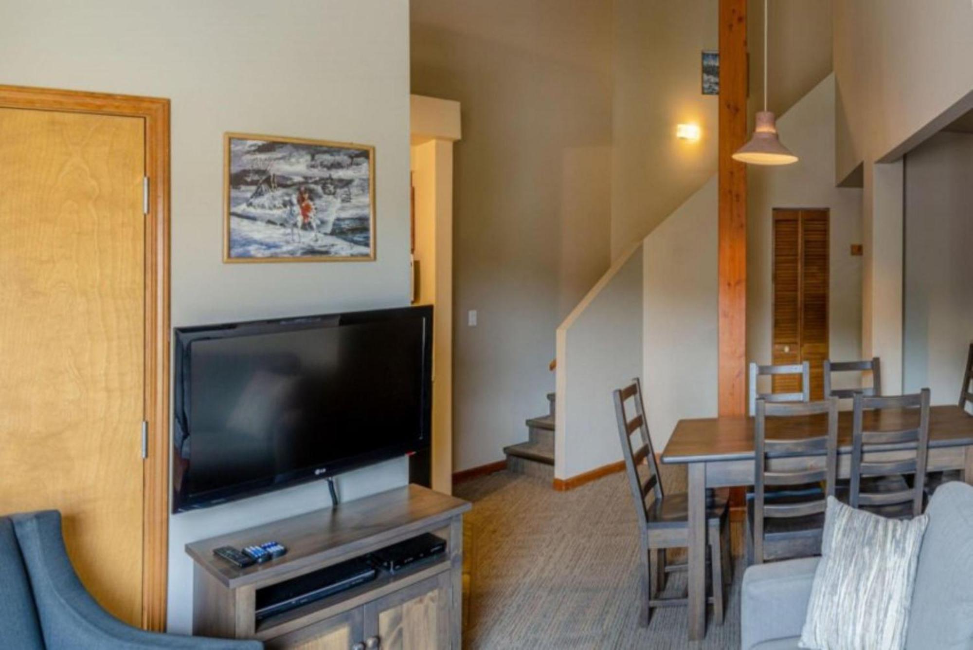 Cahilty Lodge Sun Peaks Extérieur photo