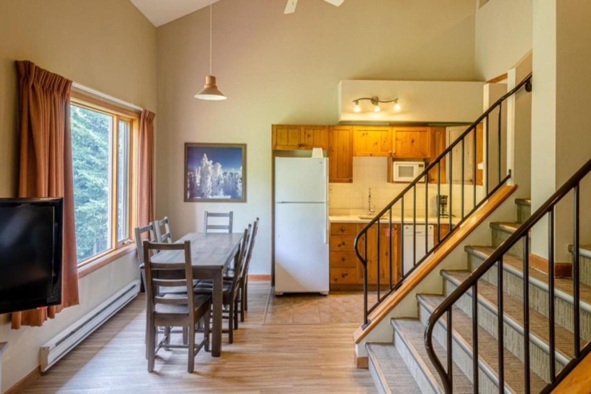 Cahilty Lodge Sun Peaks Extérieur photo