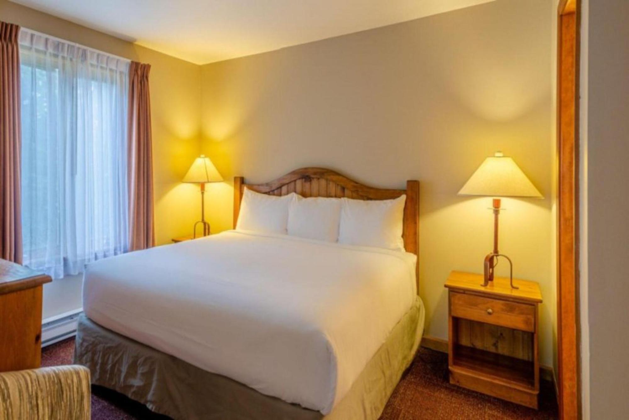 Cahilty Lodge Sun Peaks Extérieur photo