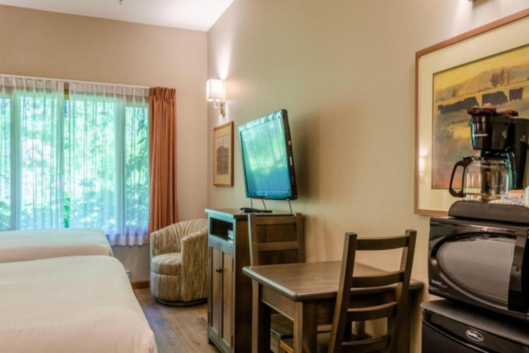 Cahilty Lodge Sun Peaks Extérieur photo
