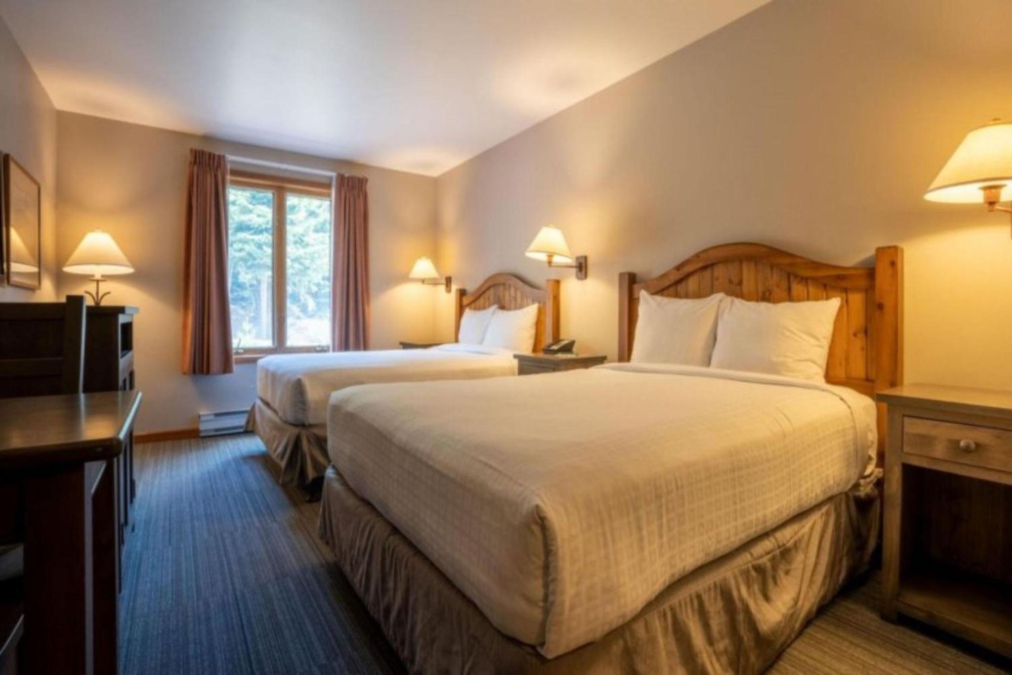 Cahilty Lodge Sun Peaks Extérieur photo