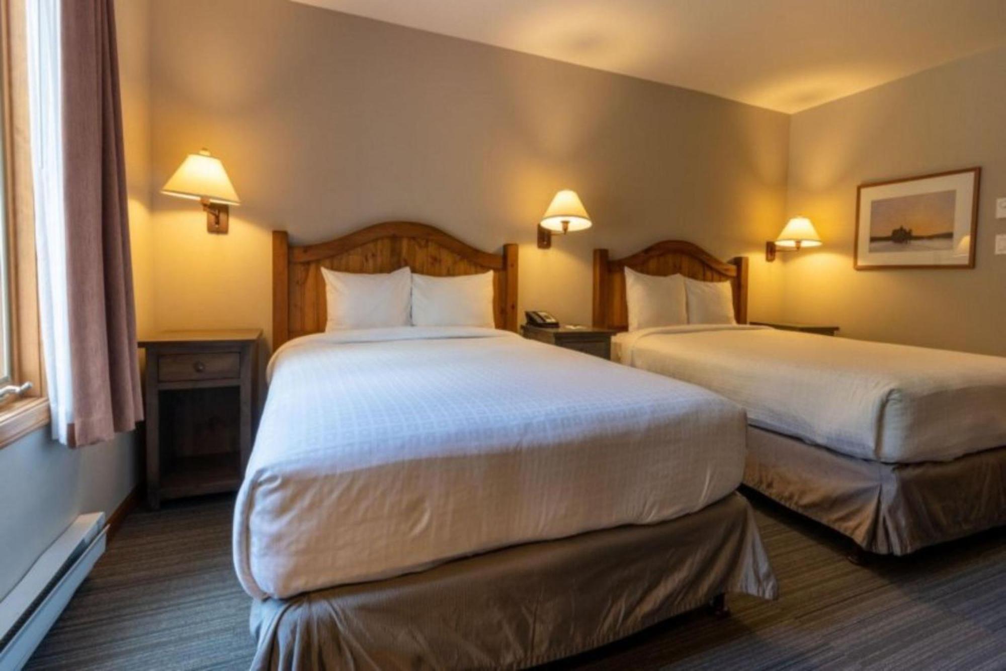 Cahilty Lodge Sun Peaks Extérieur photo